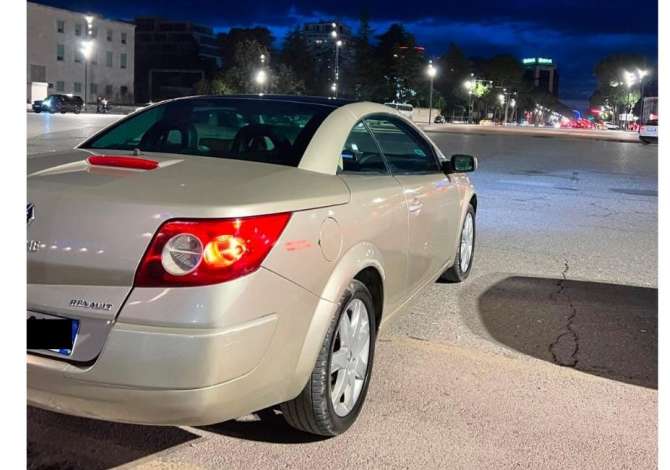Makina me qera Cabriolet Reanult Megane duke filluar nga40 euro dita