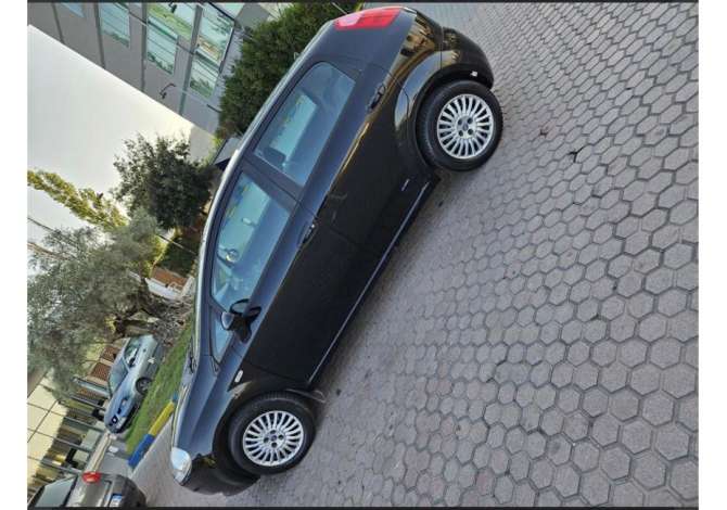 Noleggio Auto  a Tirana - 25 Euro
