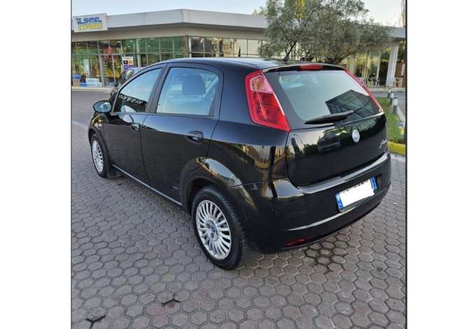 Noleggio Auto  a Tirana - 25 Euro