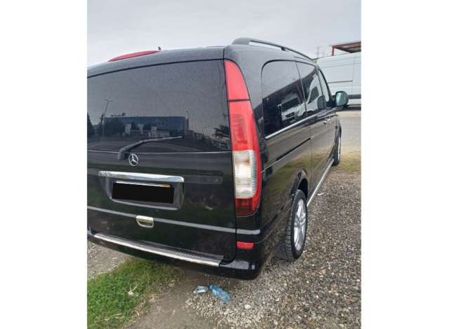 Furgon me qera Mercedes Bens Vito per 100 euro dita