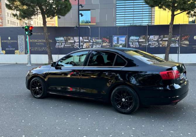 Makina me qera Jetta per 35 euro dita