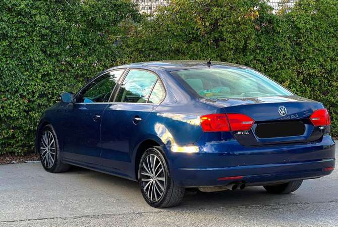 Noleggio Auto  a Tirana - 35 Euro