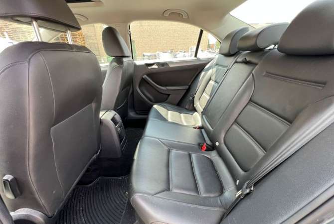 Makina me qera Jetta per 35 euro dita