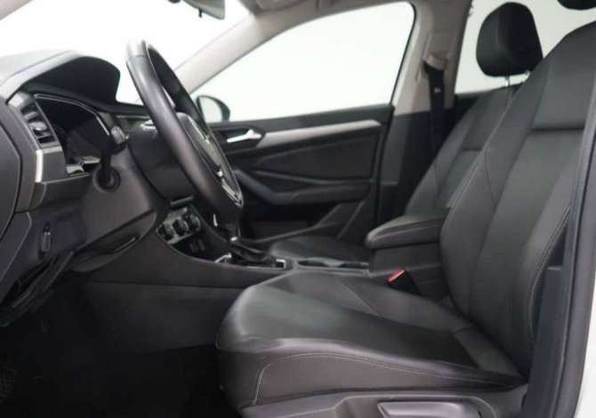 Makina me qera Volkswagen Jetta per 45 euro dita