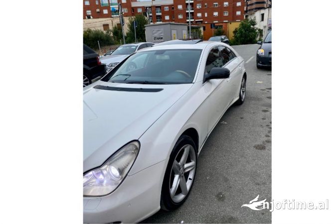 Makina ne shitje ne Tirane - 6,800 Euro