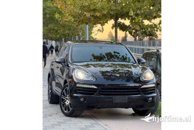 Cars for sale in Tirana - 22,000 Euro