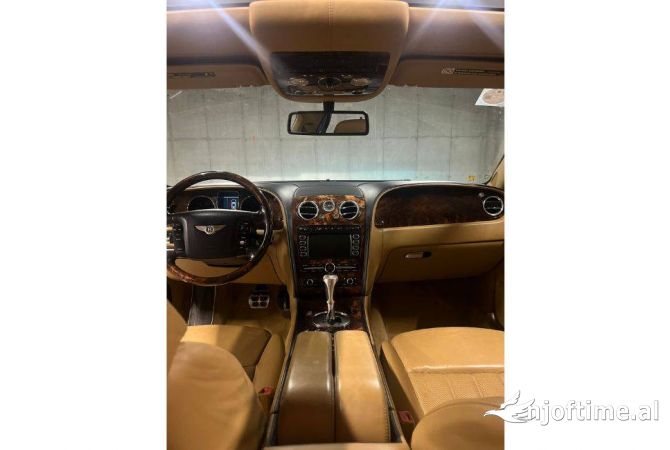 Makina me qera Bently Flying Spur  per 180 Euro diten