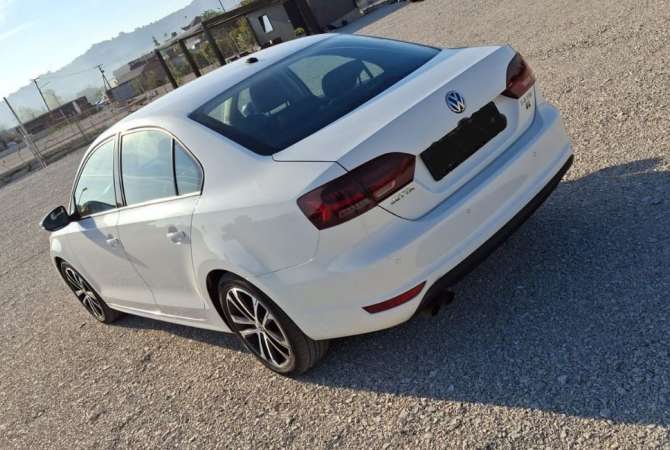 Noleggio Auto  a Tirana - 35 Euro