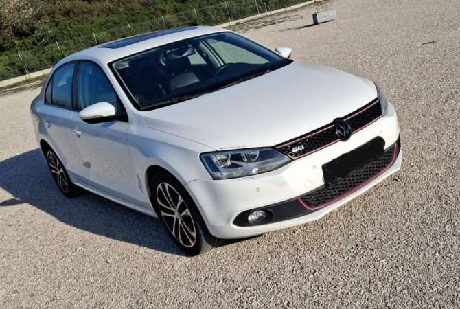 Noleggio Auto  a Tirana - 35 Euro