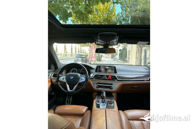 Makina ne shitje  ne Tirane - 35,000 Euro