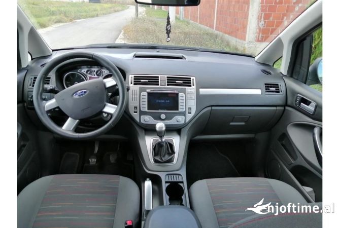 Makina me qera Ford C Max per vetem 22 euro dita 