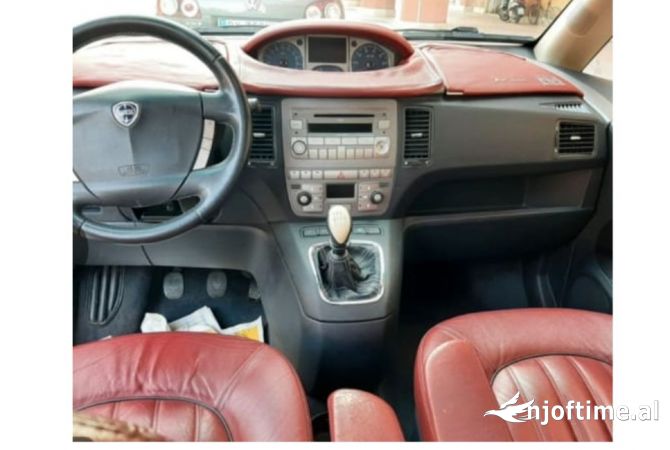 Car Rental in Tirana - 27 Euro