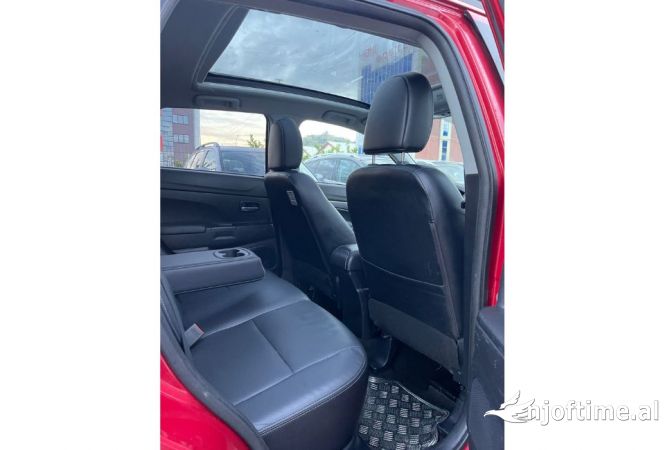 📢Oferte 🌟 Makina me qera Mitsubishi ASX per veten 40 euro dita + 7 dite