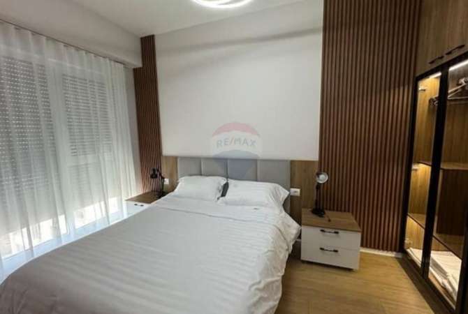 Shtepi me qera Apartament ne Tirane, 1+1, Mobilimi E mobiluar, Pagesa 550  Euro.