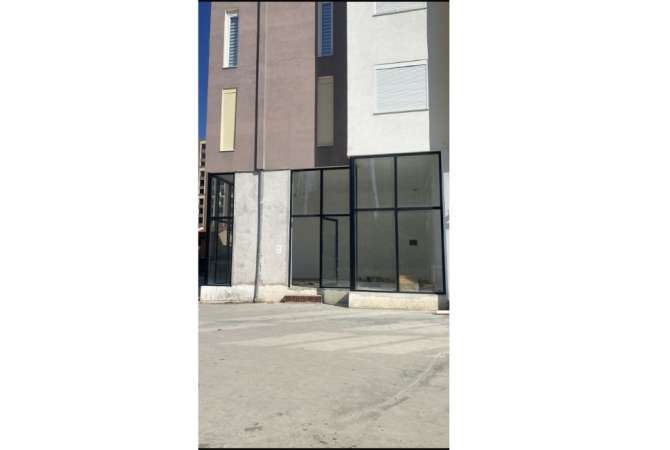 Ambient biznesi me qera 1+1 ne Tirane - 800 Euro