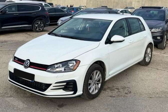 Makina me qera  ne Tirane - 35 Euro