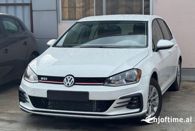 Makina me qera Volkswagen Golf 7 GTI duke filluar nga 50 euro dita