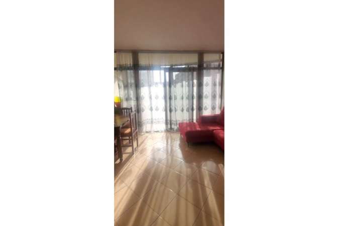 Shtepi me qera 1+1 ne Tirane - 450 Euro