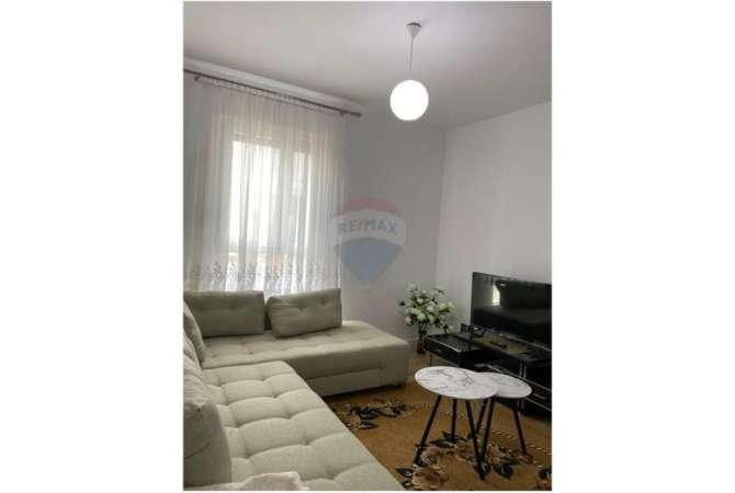 Shtepi me qera 2+1 ne Tirane - 550 Euro