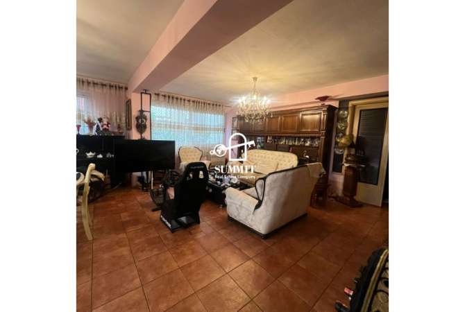 Shtepi me qera Apartament ne Tirane, 3+1, Mobilimi E mobiluar, Pagesa 2,500  Euro.
