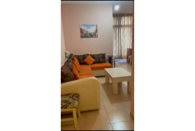 Shtepi me qera Garsoniere ne Tirane - 28,000 Leke
