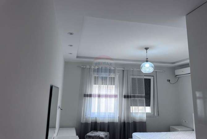 Shtepi me qera 3+1 ne Tirane - 650 Euro