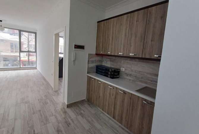 Shtepi me qera 1+1 ne Tirane - 2,000 Euro