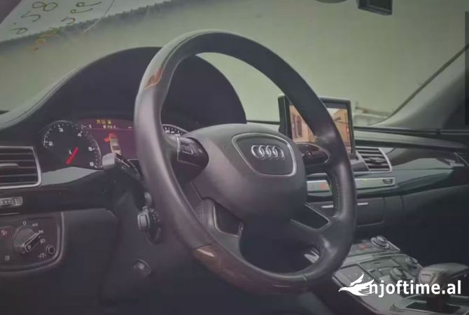 Makina me qera Audi A8 per vetem 110 euro dita 