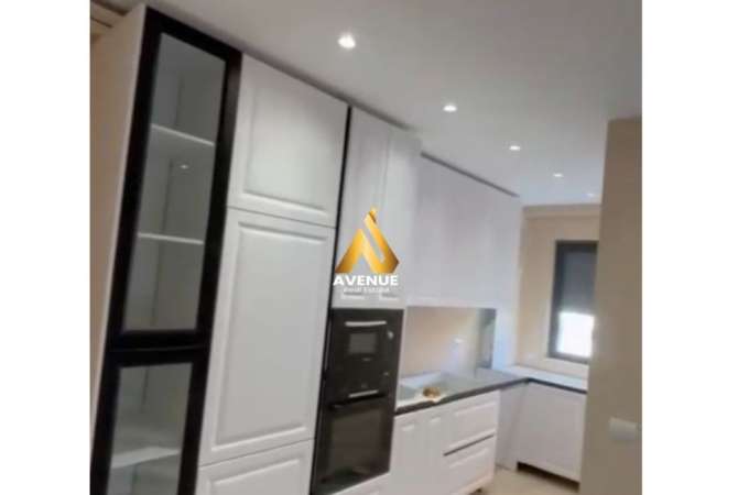 Shtepi ne shitje 2+1 ne Tirane - 320,000 Euro