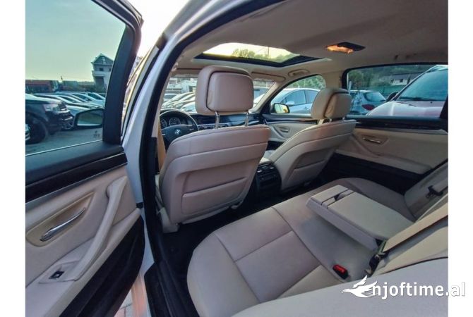 Makina me qera BMW Seria 5 duke nisur nga 60 euro dita