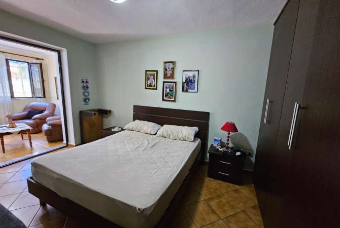 Shtepi me qera 2+1 ne Tirane - 500 Euro