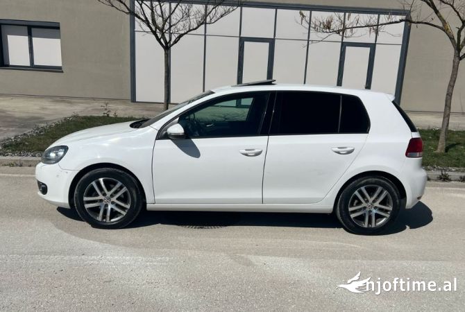 Makina me qera  ne Tirane - 30 Euro