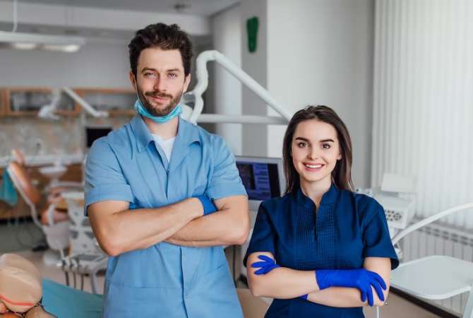 Njoftime Pune asistente dentare