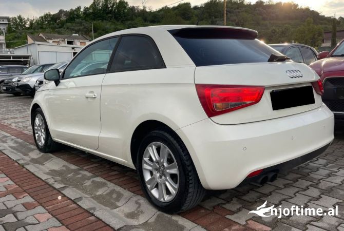 Makina me qera  ne Tirane - 30 Euro