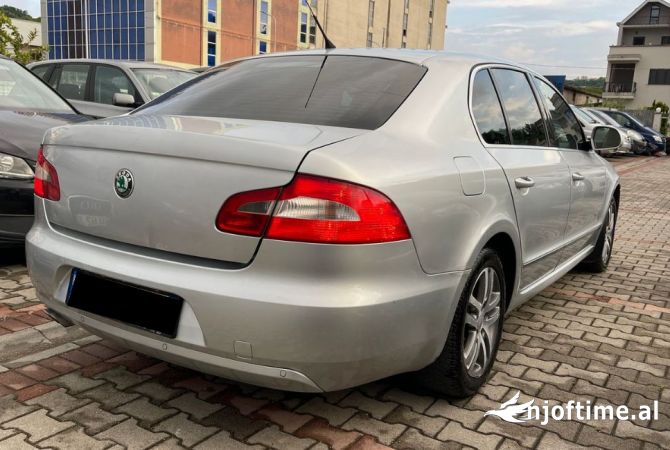 Noleggio Auto  a Tirana - 35 Euro