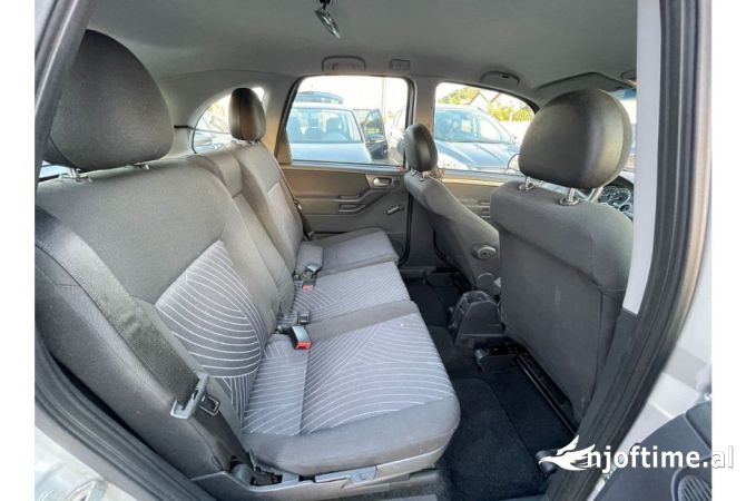 Makina me qera Opel per vetem 40 euro dita 