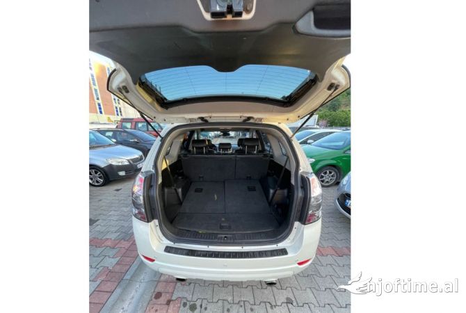 Makina me qera Chevrolet 7 vendeshe per vetem 40 euro dita 