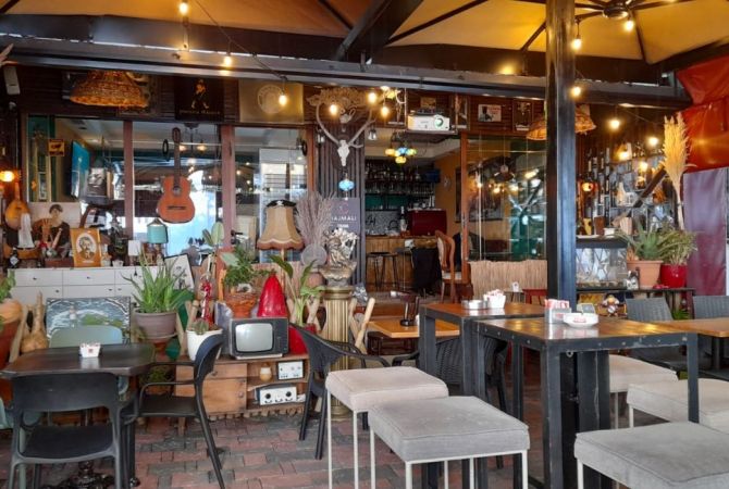 Ambient biznesi ne shitje 2+1 ne Tirane - 1,500 Euro