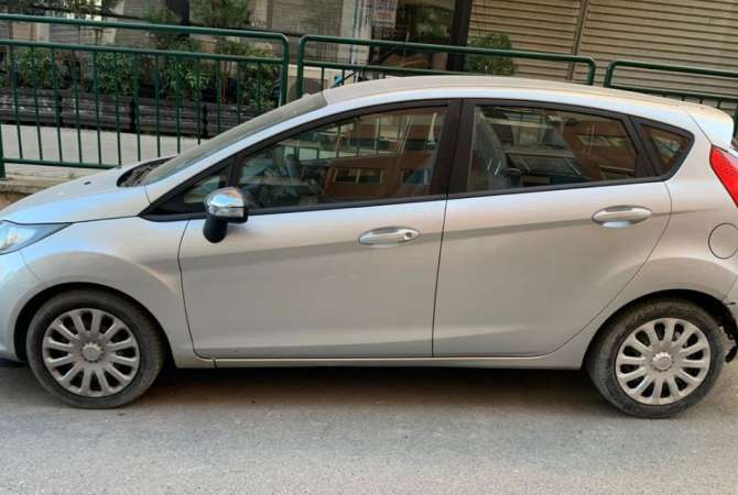 Makina me qera ne Tirane - 27 Euro