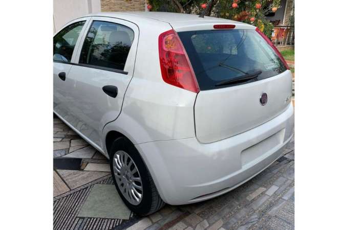 Noleggio Auto  a Tirana - 25 Euro