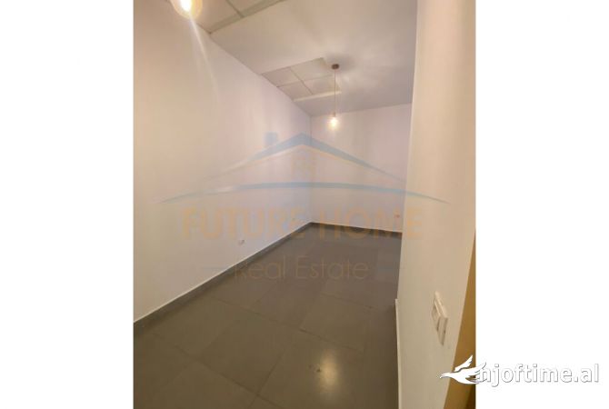  Qera, Ambient Biznesi, Selvia / OPP46824