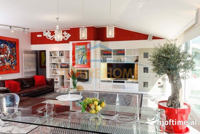 Shtepi me qera Penthose(kati i fundit panoramik) ne Tirane, 2+1, Mobilimi E mobiluar, Pagesa 1,500  Euro.