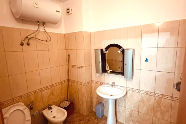 Apartment for sale in Durres 1+1, In Part