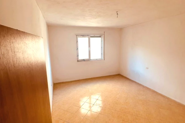 House for Sale 2+1 in Durres - 127,200 Euro