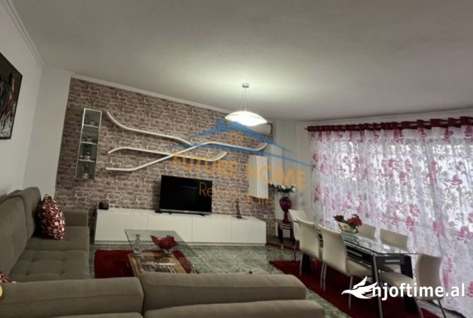 Shtepi me qera 2+1 ne Tirane - 650 Euro