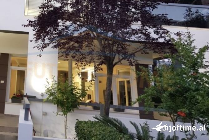 Casa in vendita 3+1 a Durazzo - 750,000 Euro