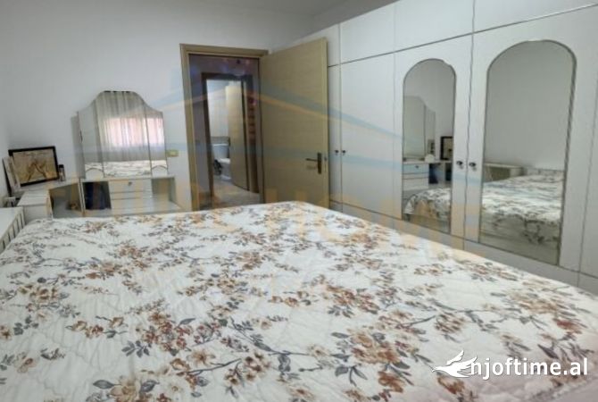 Shtepi ne shitje 3+1 ne Tirane - 180,000 Euro
