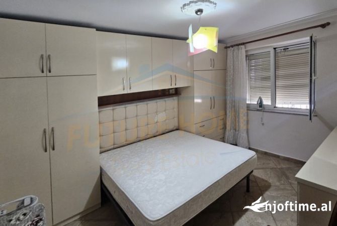 Shtepi me qera 2+1 ne Tirane - 450 Euro