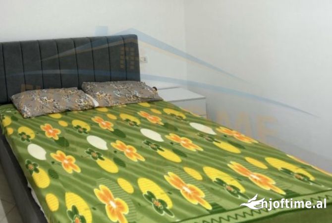 Shtepi me qera 2+1 ne Tirane - 420 Euro