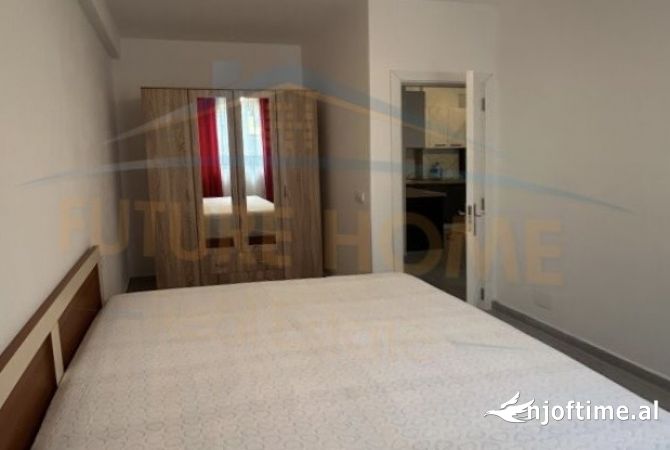 Shtepi me qera 2+1 ne Tirane - 400 Euro